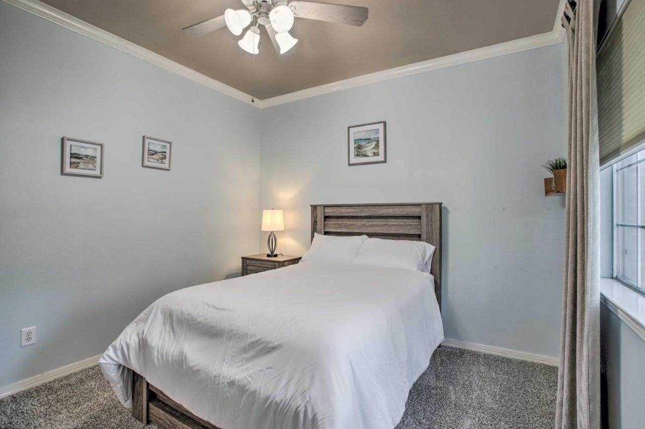 Holiday home Spacious With Patio 5 Mi To Memorial Park *